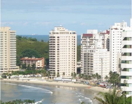 O que as praias do Guarujá oferecem de melhor! Praia das Astúrias