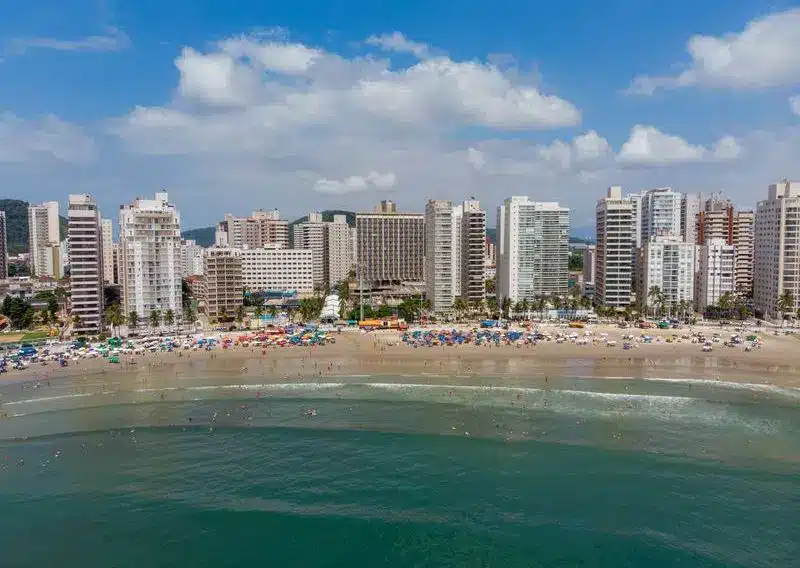 História do Guarujá: conheça mais da Pérola do Atlântico! Praia Guarujá - Hotel Doral Guarujá
