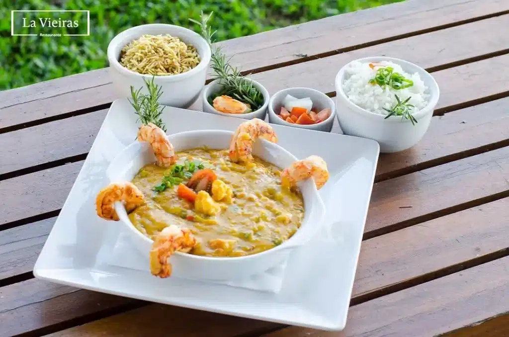 Posso estacionar o carro no Hotel Doral? Posso estacionar o carro no Hotel Doral?