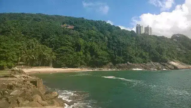 Passeio de lancha no Guarujá
