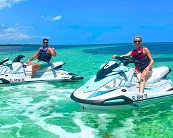 Jet Ski no Guarujá: Aventura e Adrenalina na Praia do Tortugas Jet Ski